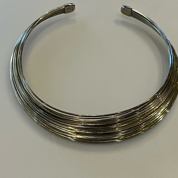 Banana Republic choker. - Picture 3 of 3